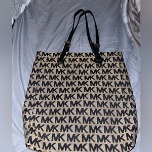 Black Micheal Kors Tote